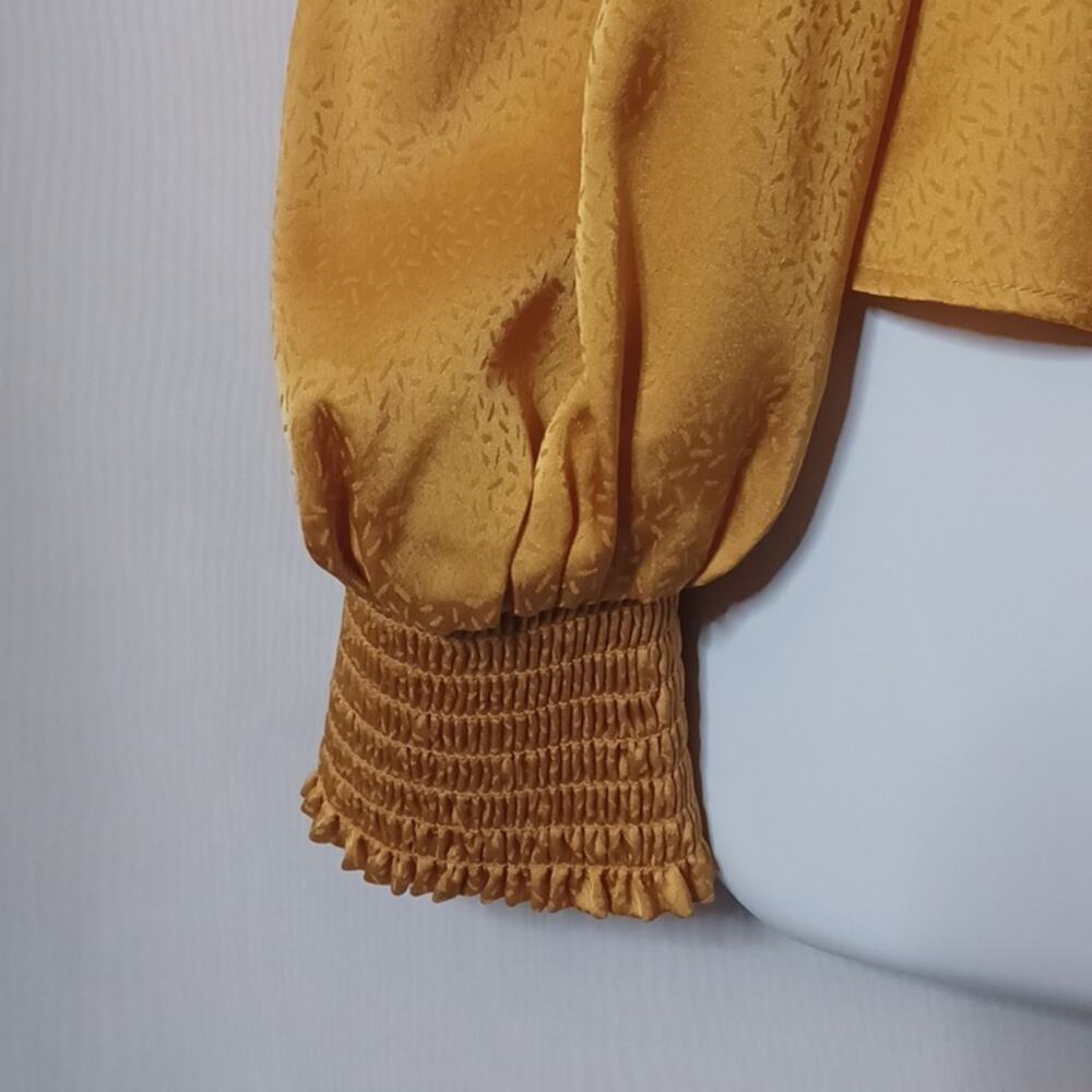Lovers + Friends Hopless Romantic Top in Yellow. Size M - Picture 7 of 16